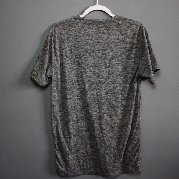 Athletic shirt - Picture 2 of 2